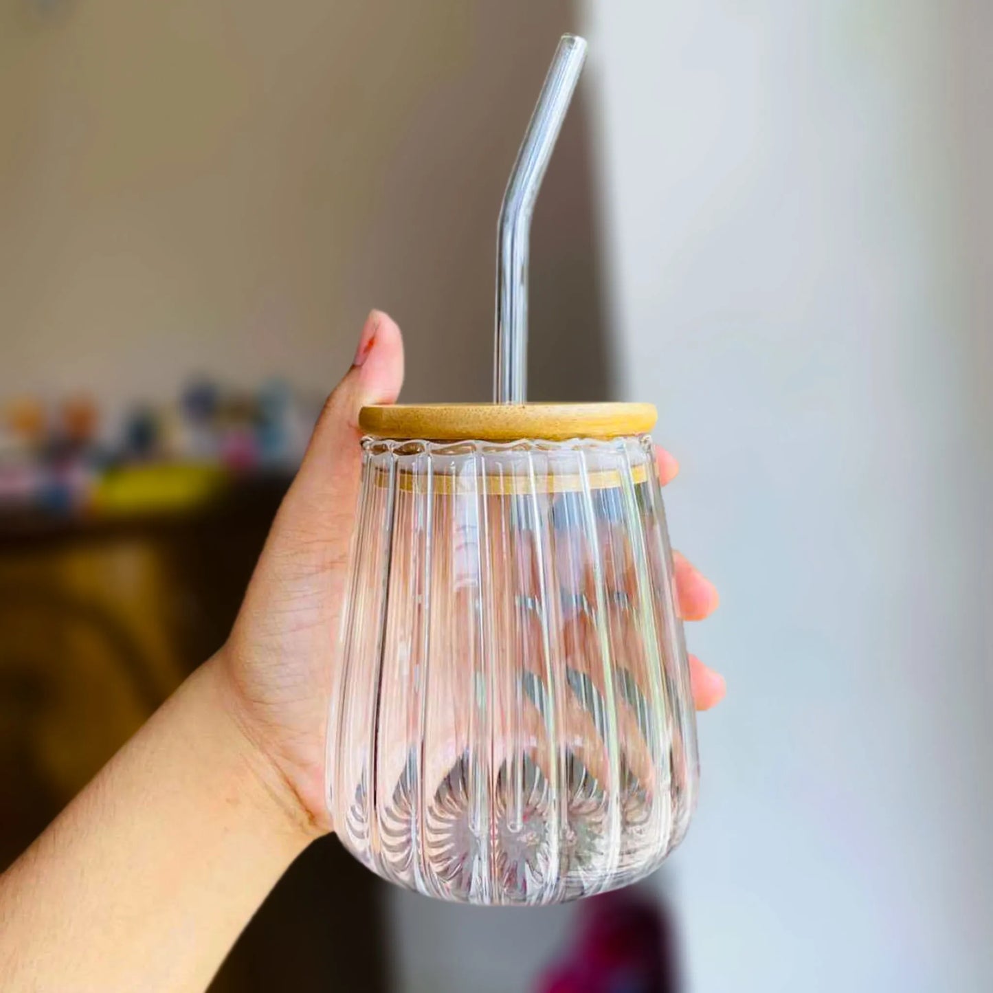 Sipper Glass Juice Pot with Straw & Bamboo Lid